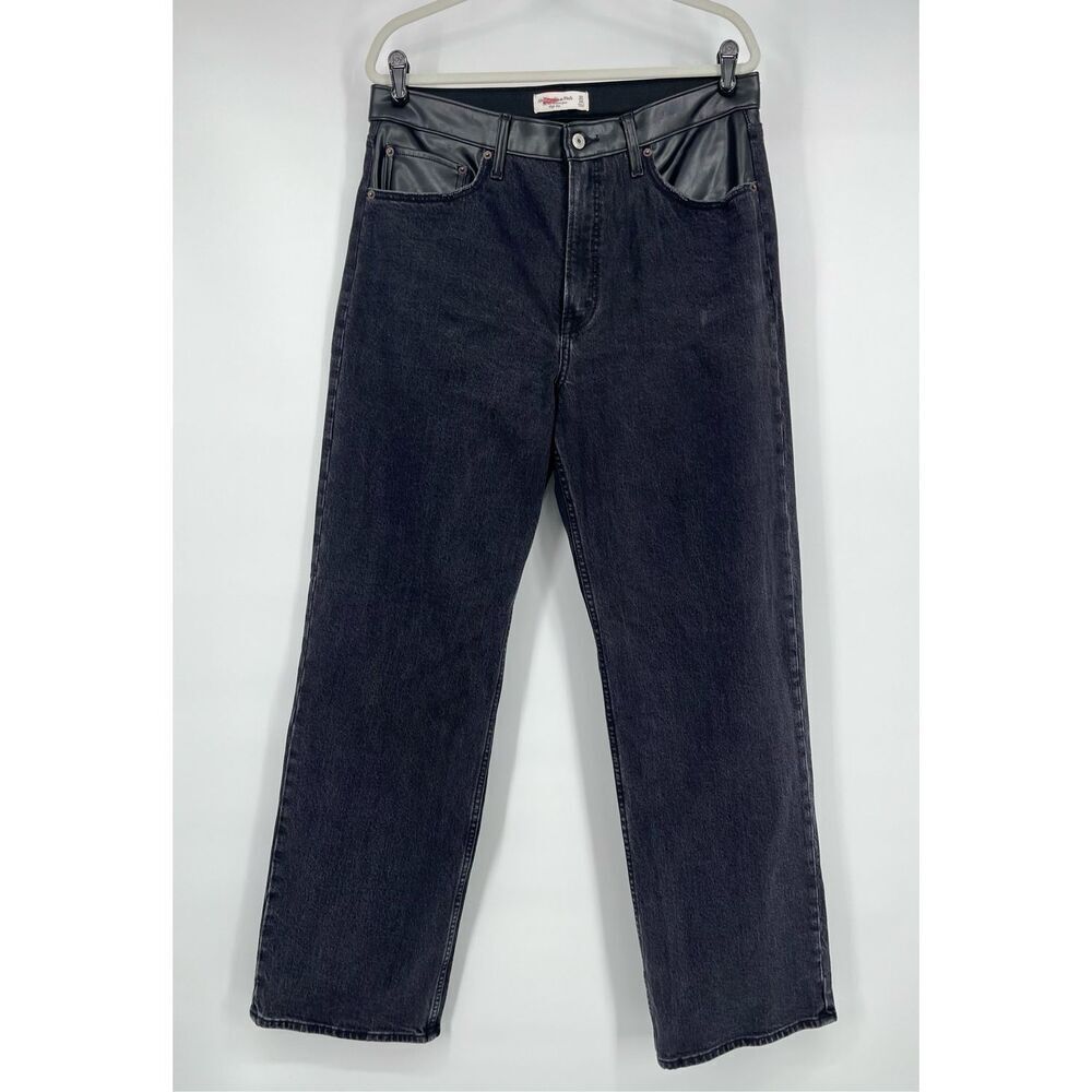 Abercrombie &Fitch 90s Relaxed Jean High Rise Faux Leather Black Size 32/14 LONG